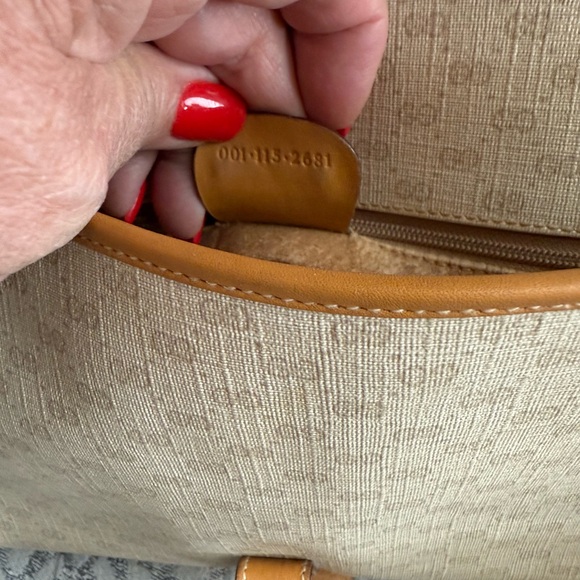 Authentic Vintage Gucci Crossbody - Picture 8 of 13